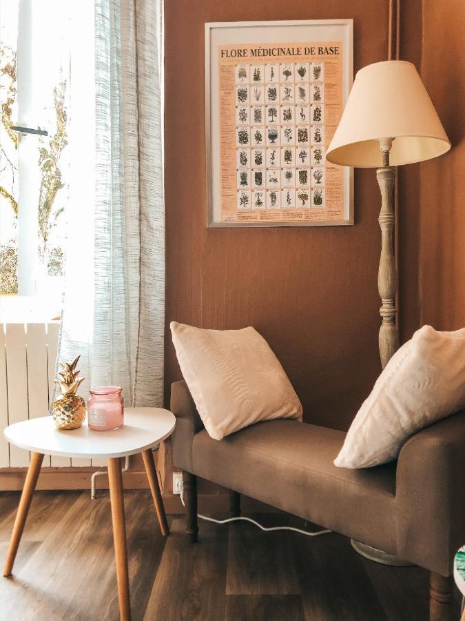 Chambre Salle De Bain Partagee Cognac Bagian luar foto